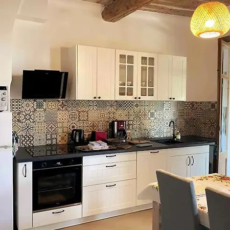 Appartement Provencal Avec Terrasse Dans Le Var Les Arcs-sur-Argens Exterior photo